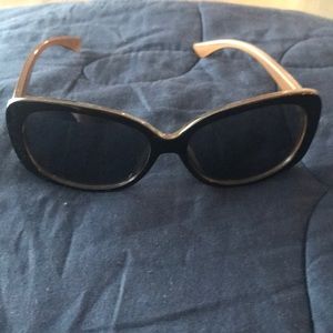 NWOT Black sunglasses with tan insides